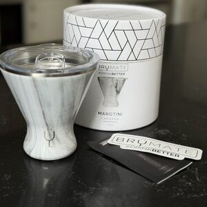 Brumate Margtini Carrara